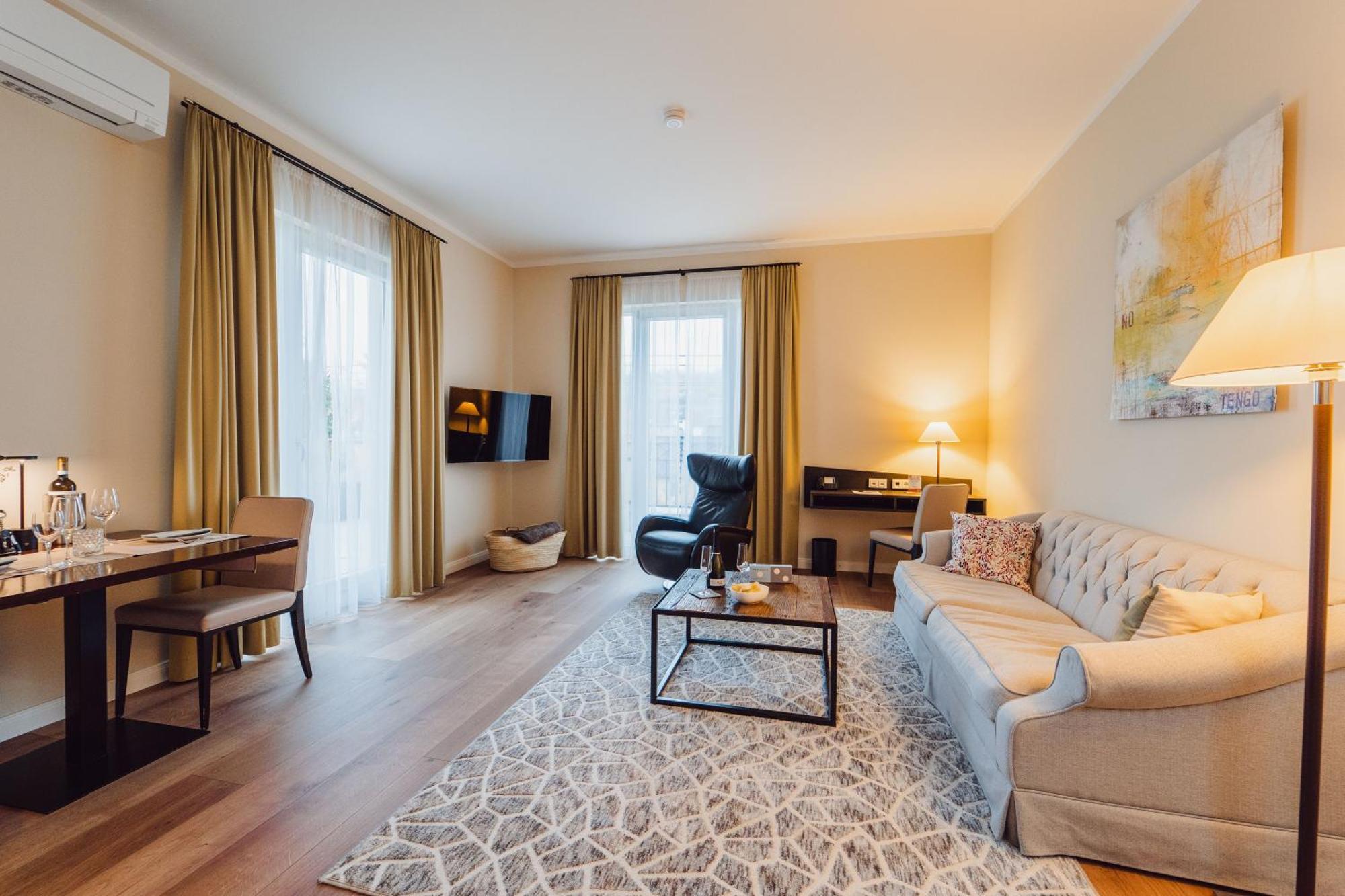 Hotel Villa Toskana Leimen  Bagian luar foto